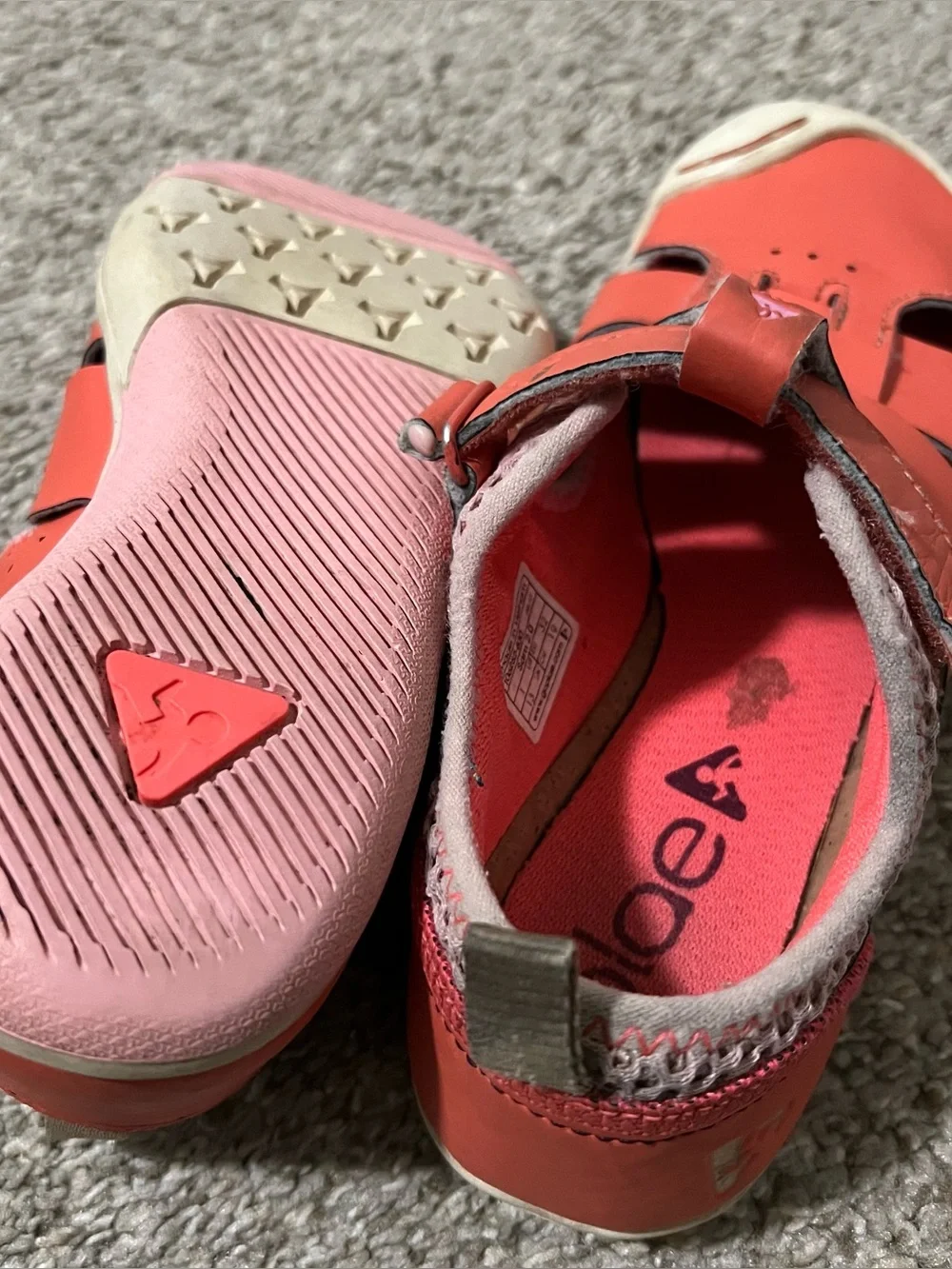 PLAE Kids Coral Pink Closed-Toe Hook-and-Loop Sandals Size 1